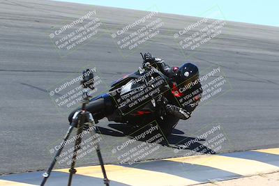 media/May-14-2022-SoCal Trackdays (Sat) [[7b6169074d]]/Bowl (1120am)/